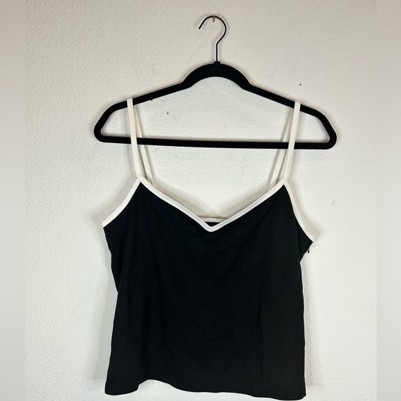 Halogen Spaghetti Strap Crop Tank Top Size Medium - Picture 6 of 6